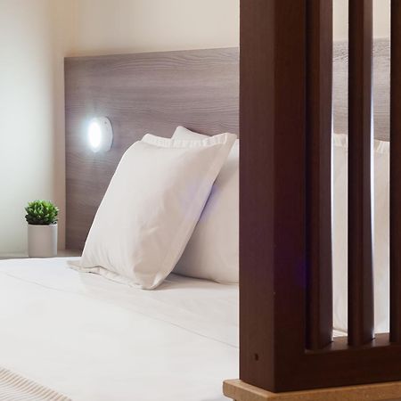 Blubay Suites By St Hotels Gzira Exterior photo